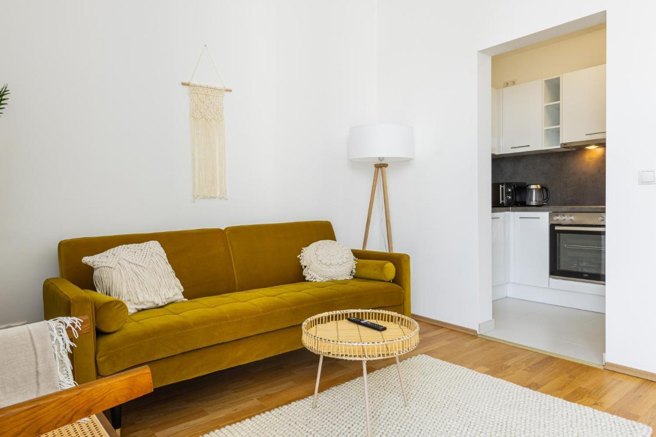 Bright Stylish Apartment With A Balcony In A Top Location Виена Екстериор снимка